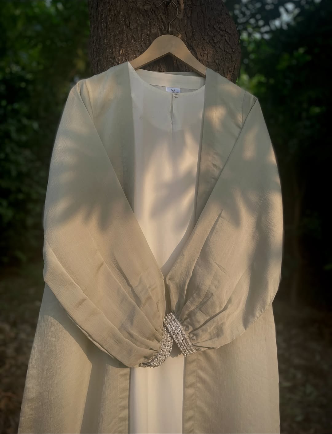 Pistachio Pearl Abaya