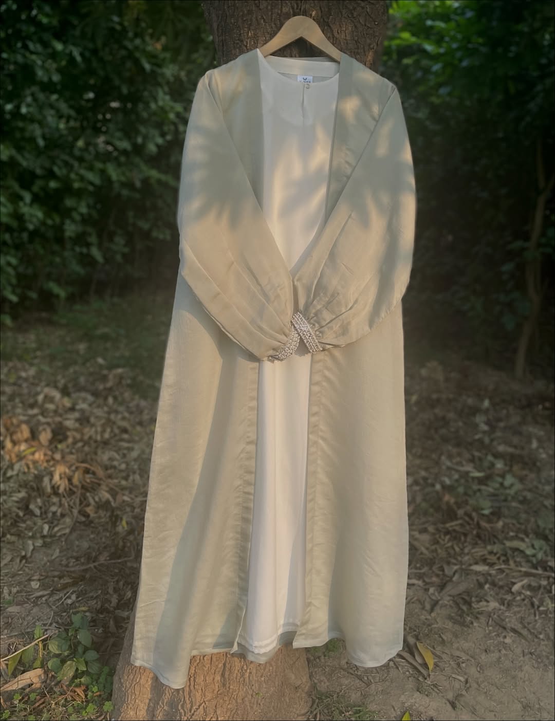 Pistachio Pearl Abaya