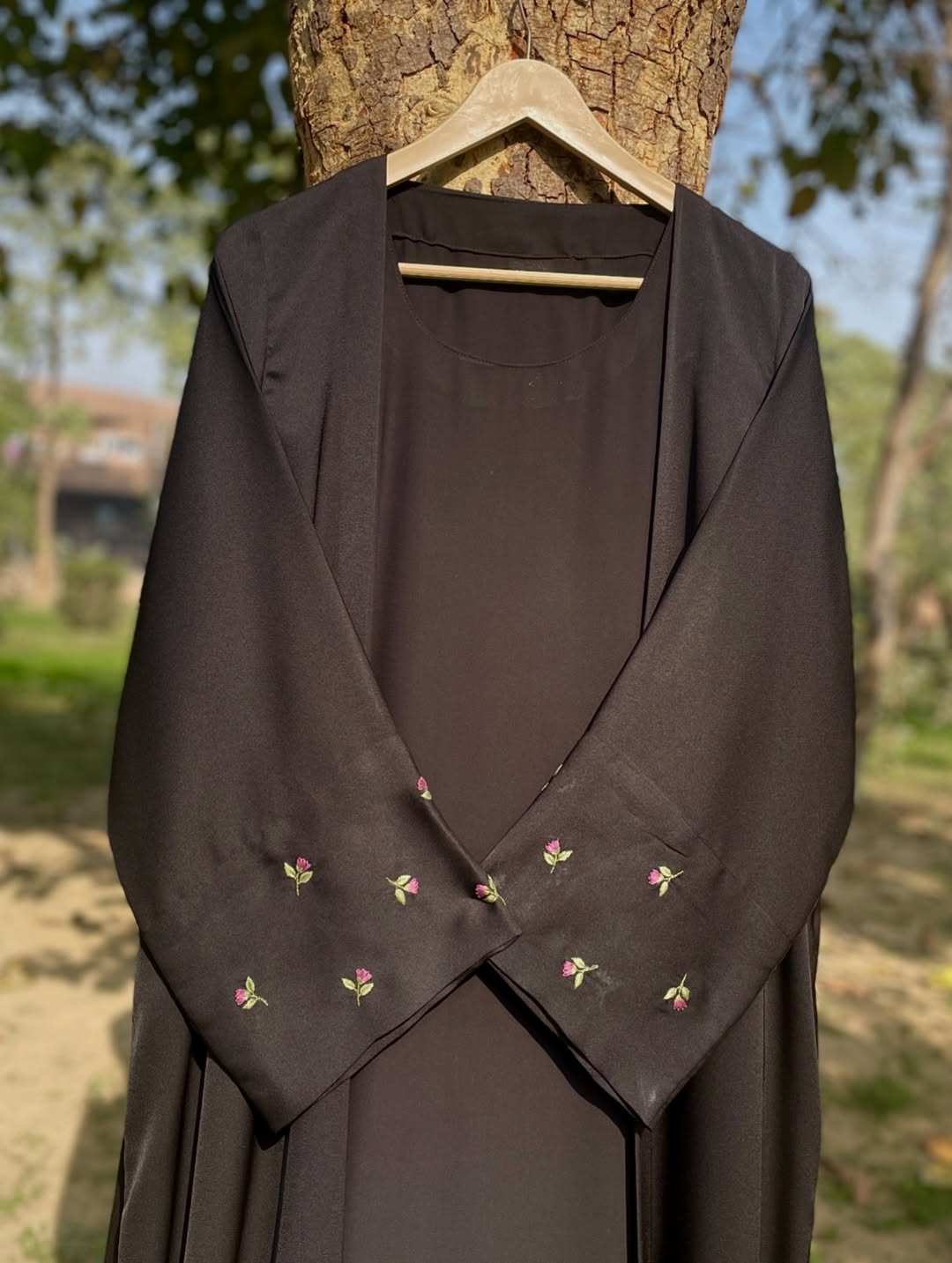 Black Blossom Abaya