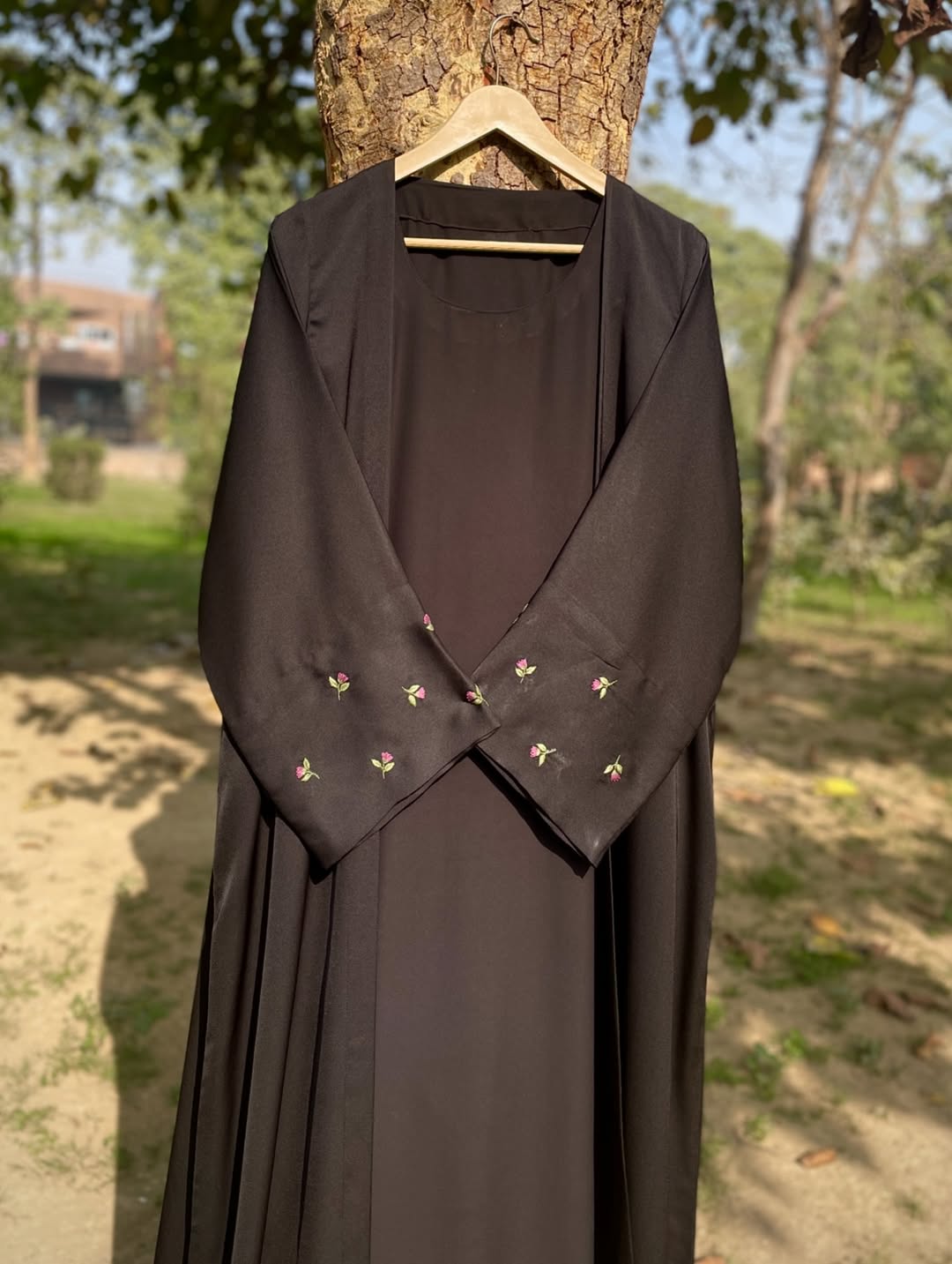 Black Blossom Abaya