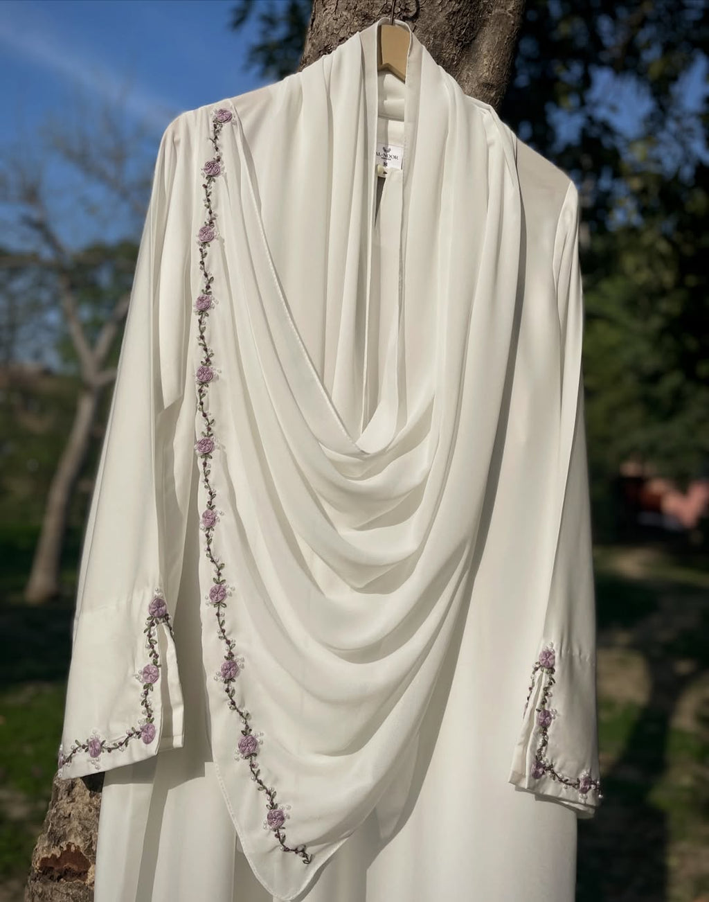 Safa - Hand Embroidered White Abaya
