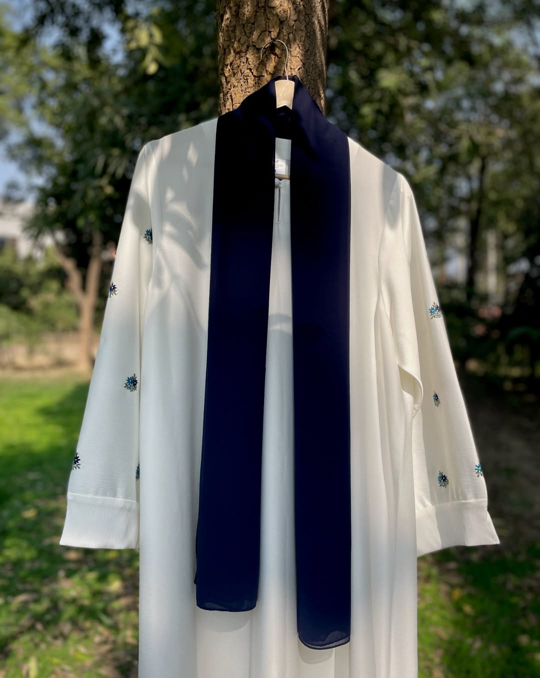 Noor - Hand Embroidered Abaya