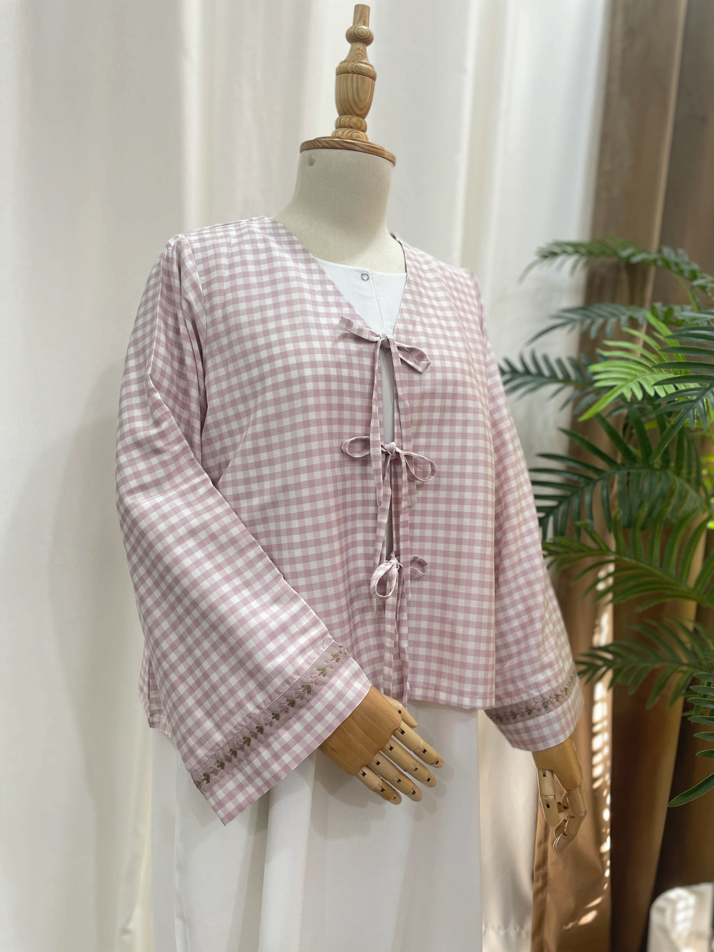 Rosewood Handmade Checked Bow Set