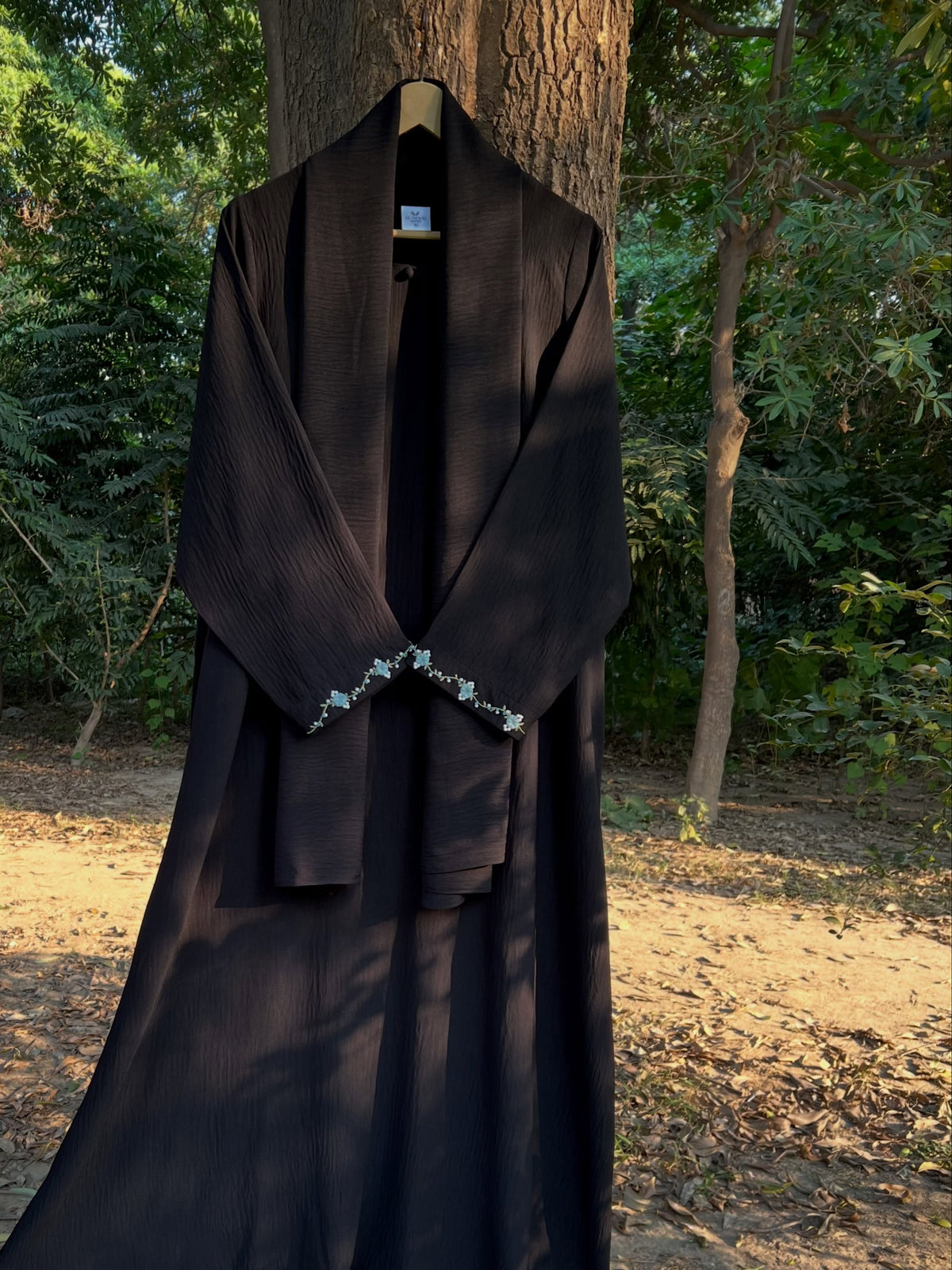 Black Safa Hand Embroidered Abaya