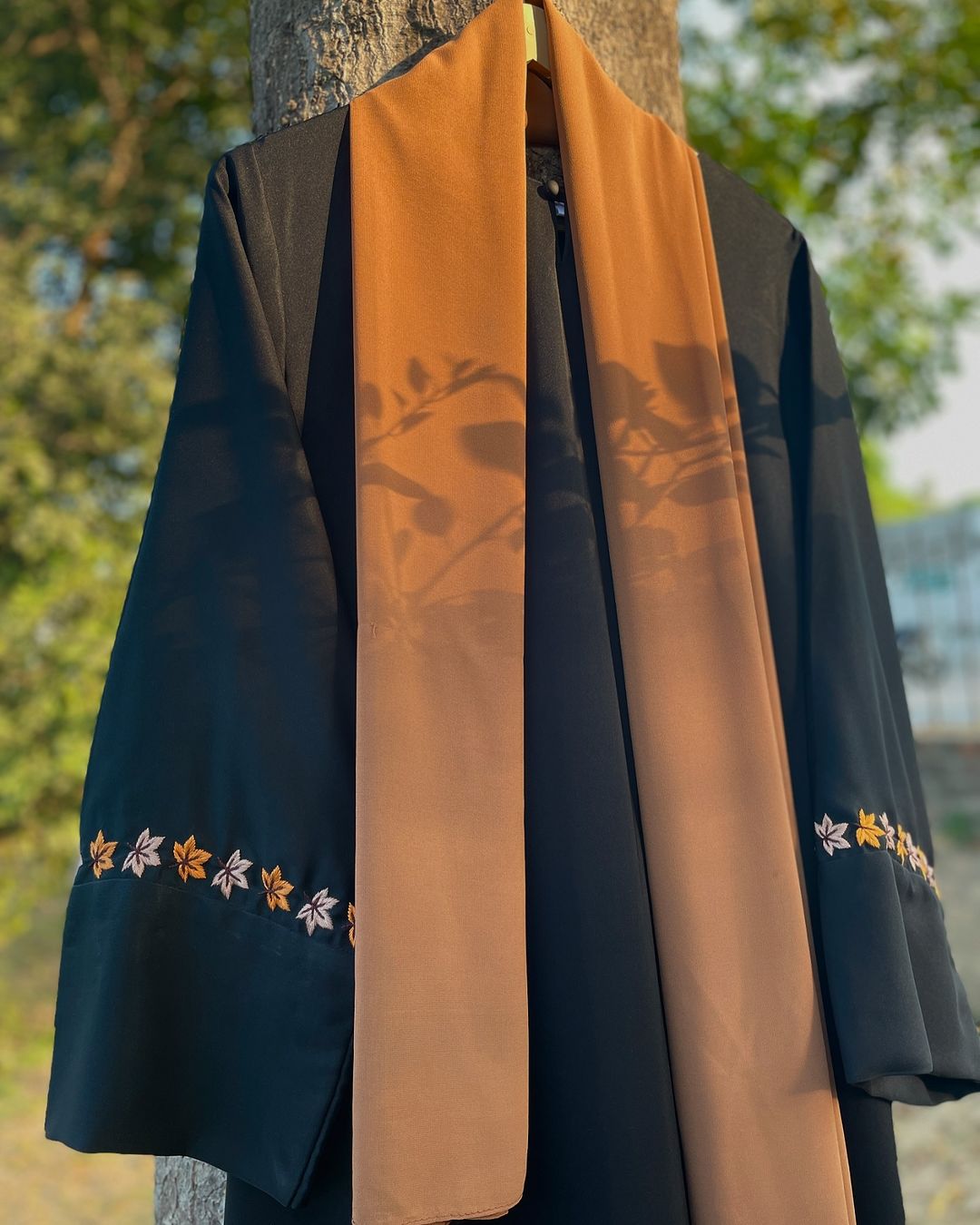 Fall Breeze Hand Embroidered Black Abaya