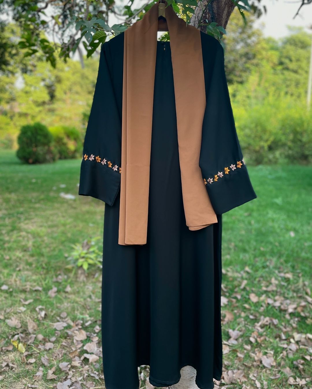 Fall Breeze Hand Embroidered Black Abaya