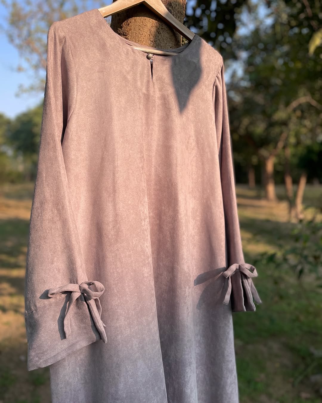 Lilac Bow Leather Abaya