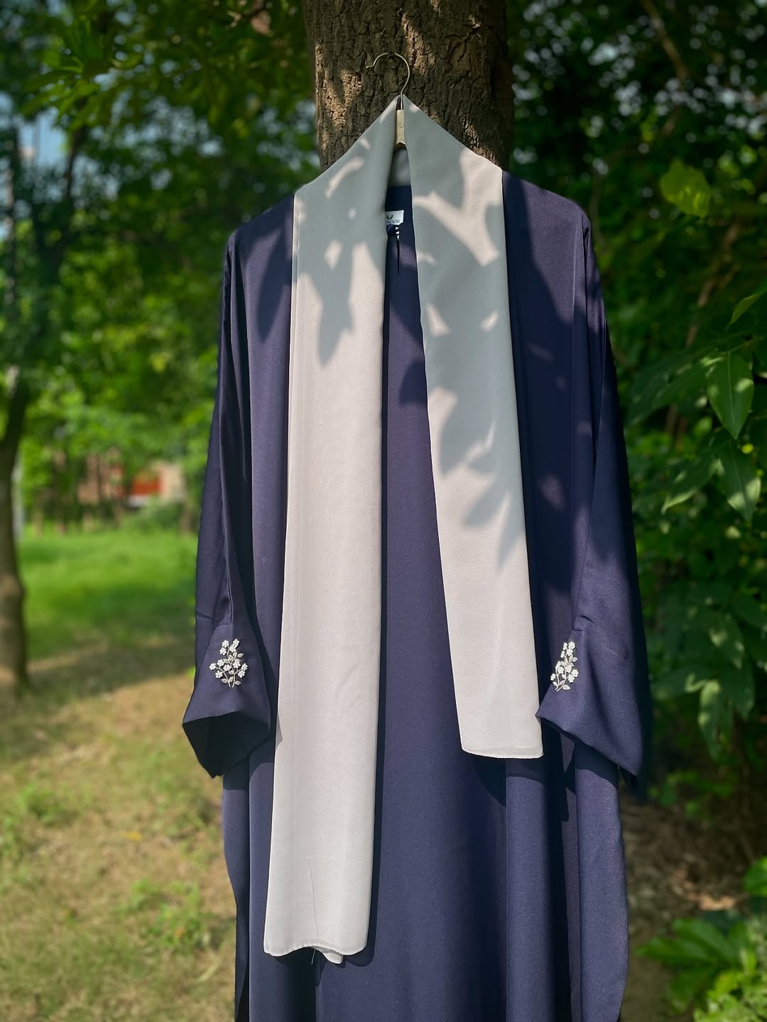 Navy Blue Hand Embroidered Kaftan Abaya
